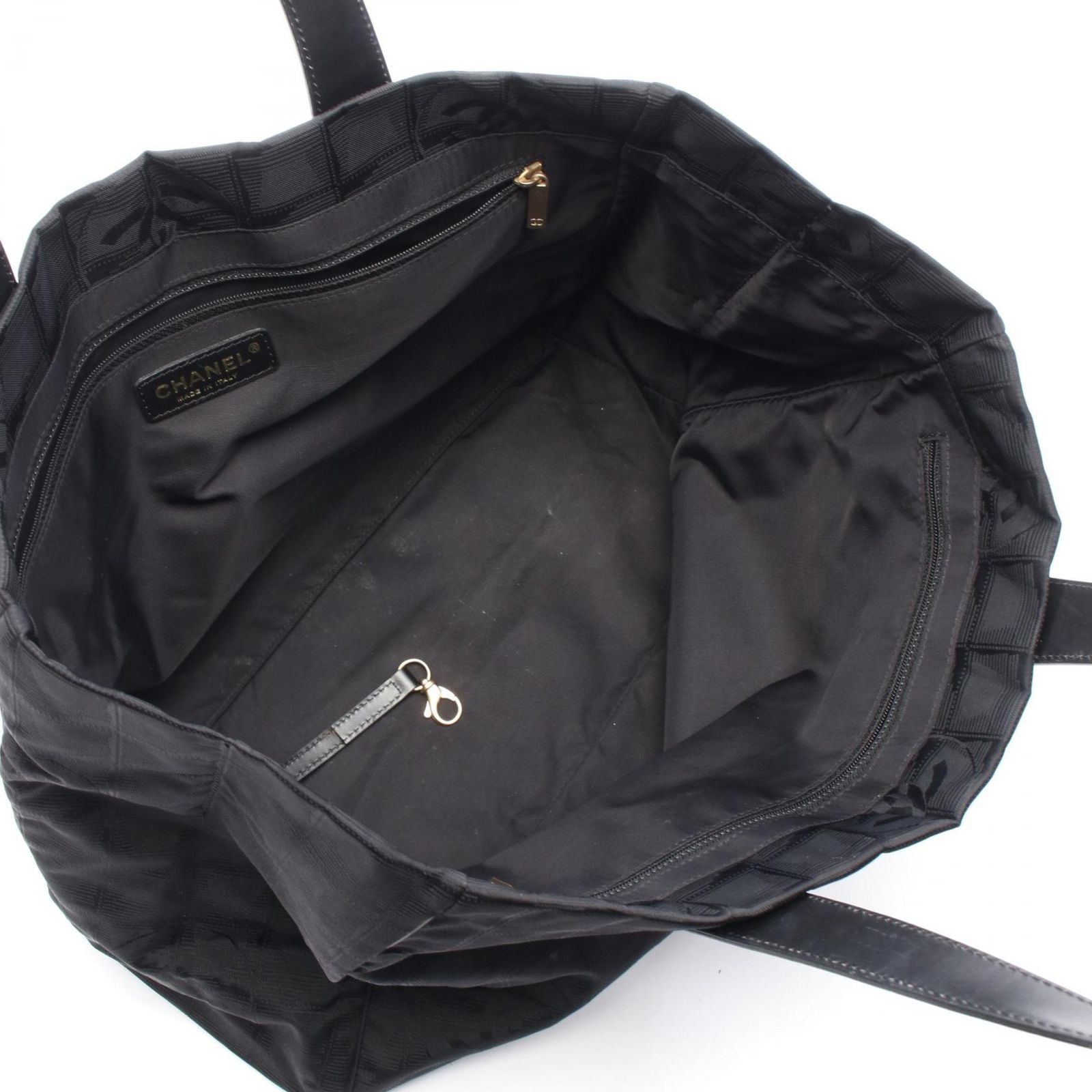 Chanel Tote New Travel Line Black Nylon Leather — view 3