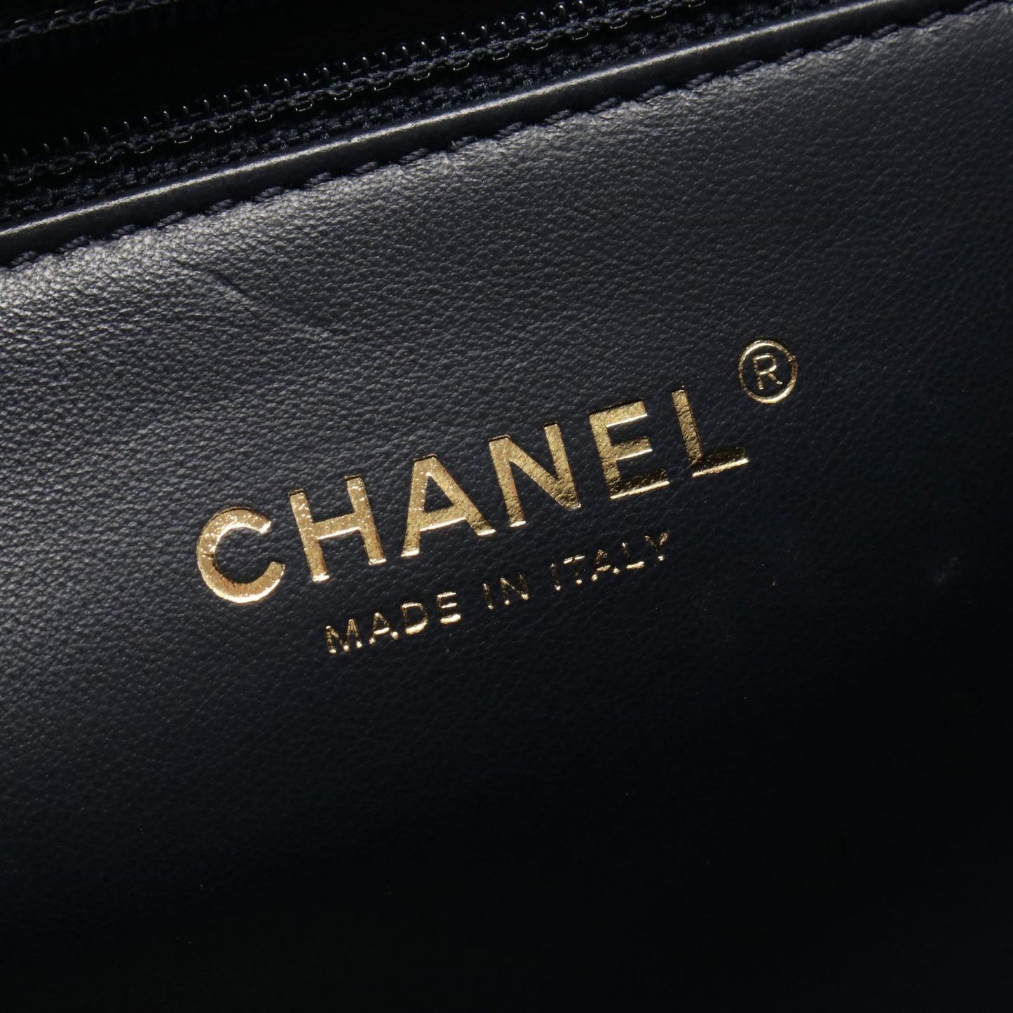 Chanel Shoulder Bag CC Filigree Navy Red Fabric Leather CC Quilted Chain — view 4