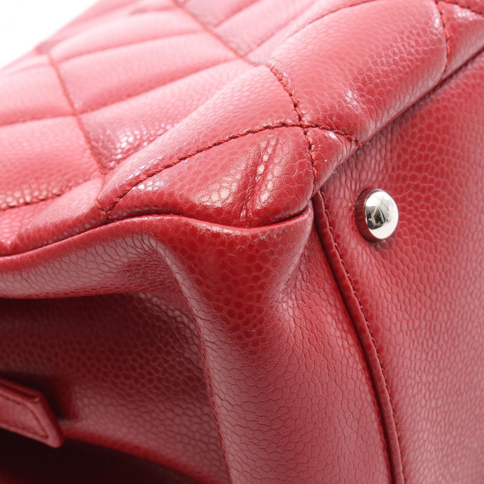 Chanel Tote Quilted CC Logo Red Caviar Leather CC Chain — view 8