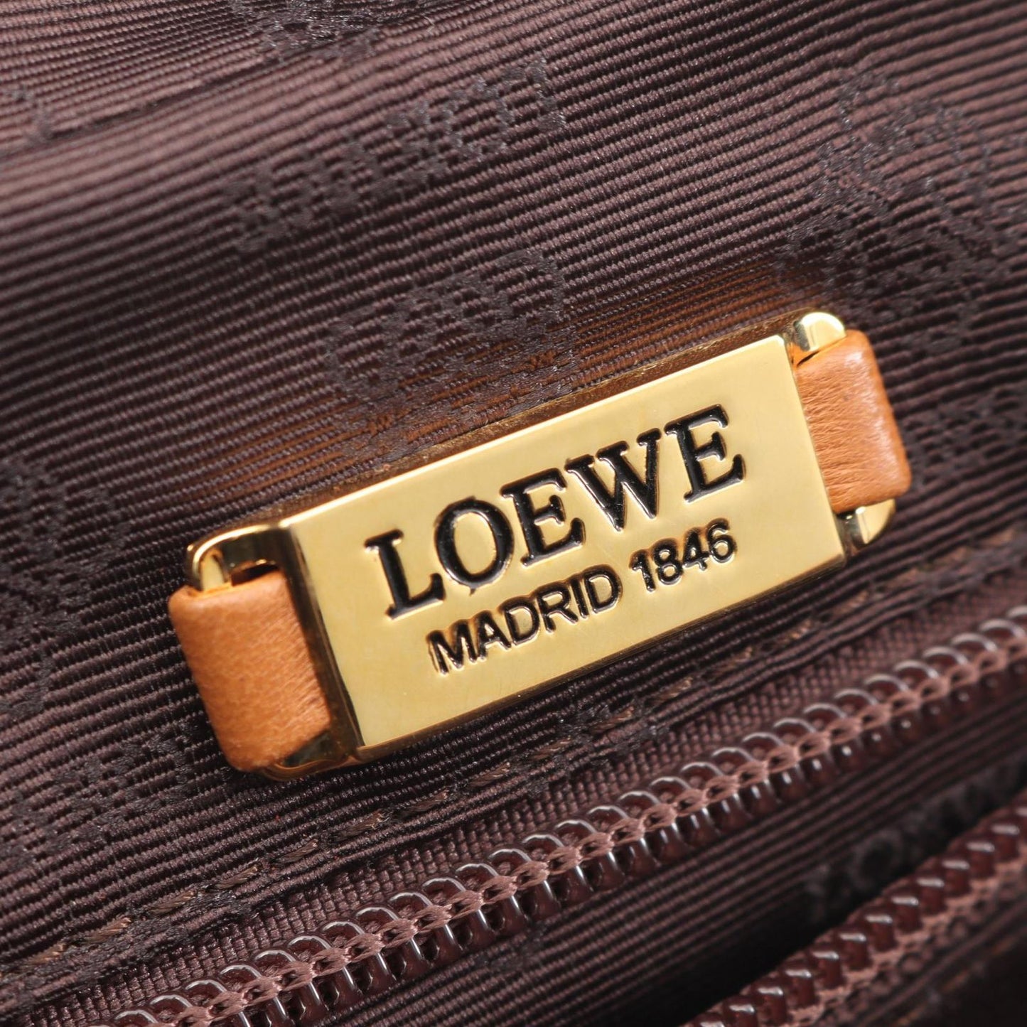 Loewe Shoulder Bag Anagram Brown Leather — view 4