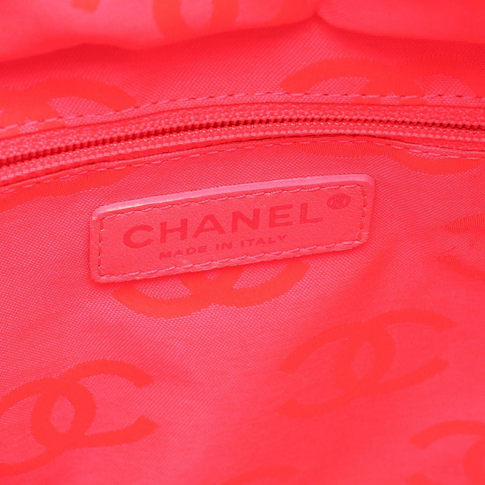 Chanel Tote Cambon Line Black Enamel Leather Patent — view 4