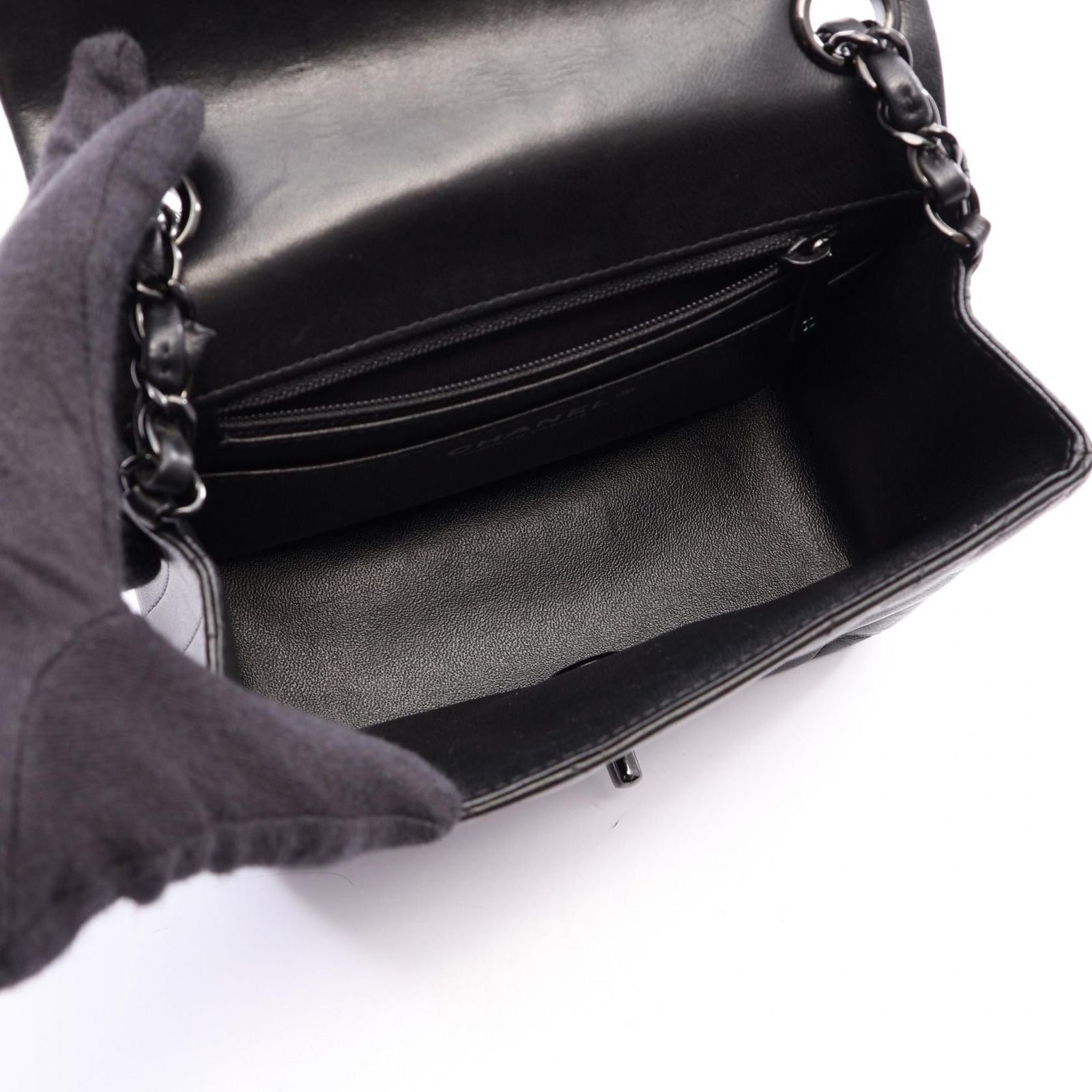 Chanel Shoulder Bag Chain Black Lambskin — view 3
