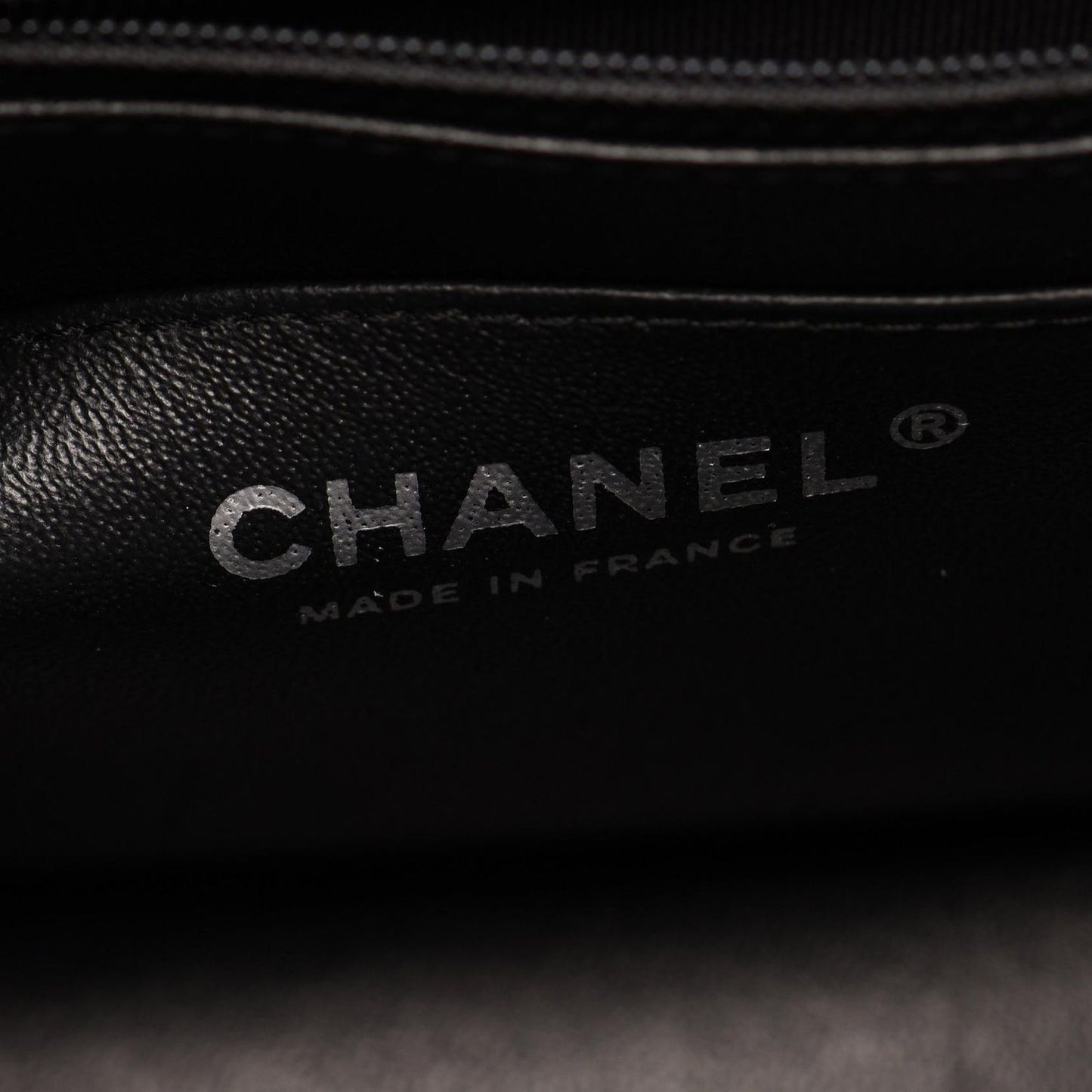 Chanel Shoulder Bag Chain Black Lambskin — view 4