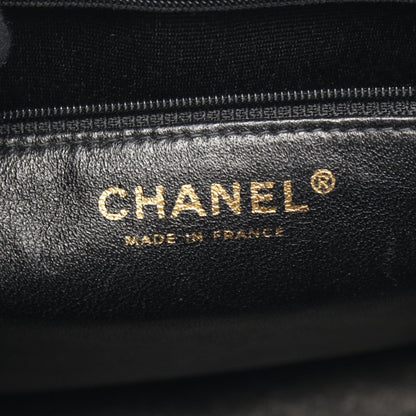 Chanel Tote Reissue Black Caviar Leather — view 4