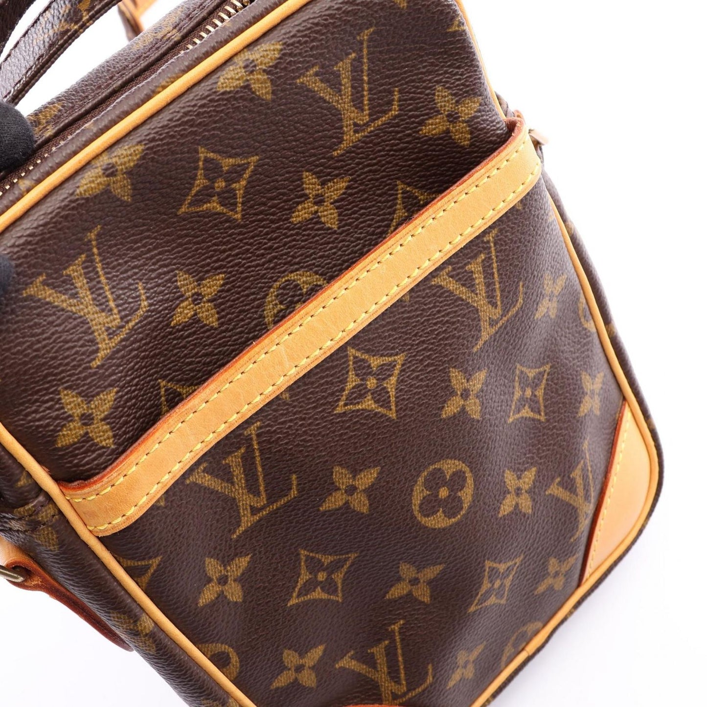 Louis Vuitton Shoulder Bag Danube Canvas Leather — view 9