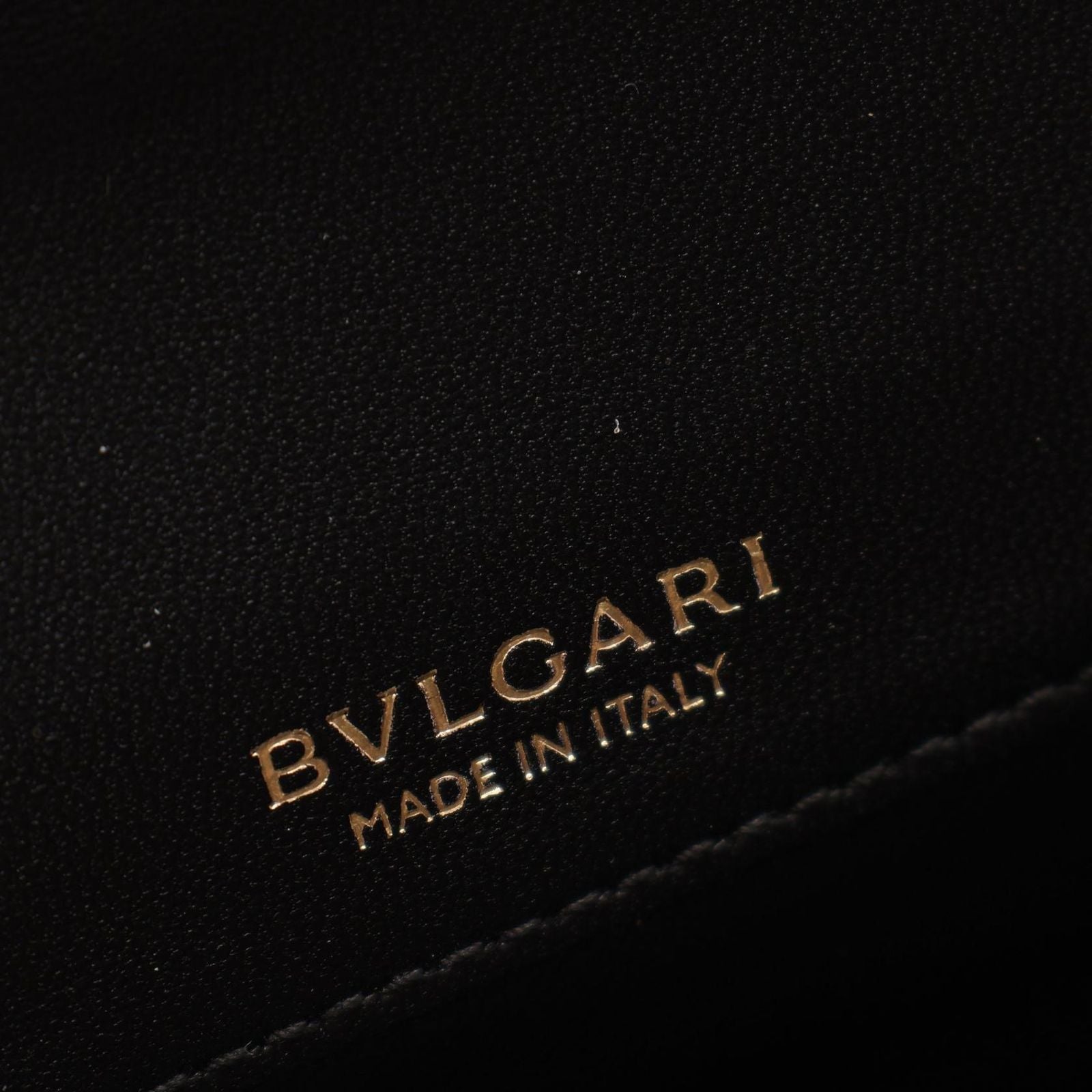 Bvlgari Bifold Wallet Black Leather — view 4