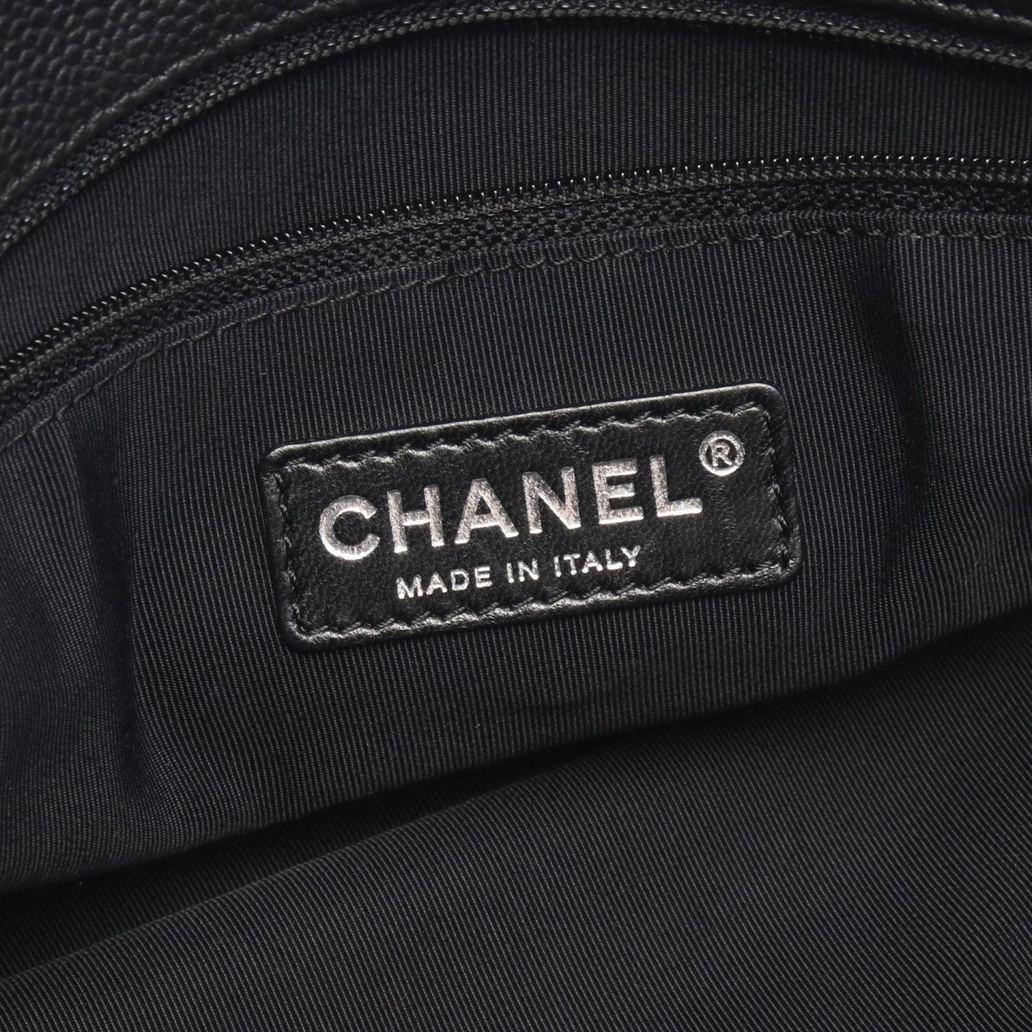 Chanel Tote CC Logo Black Caviar Leather Chain — view 4