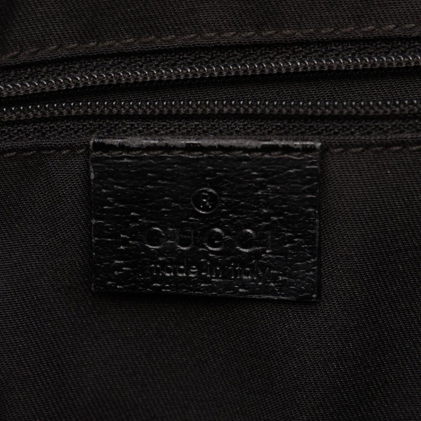 Gucci Shoulder Bag GG Canvas Black — view 4