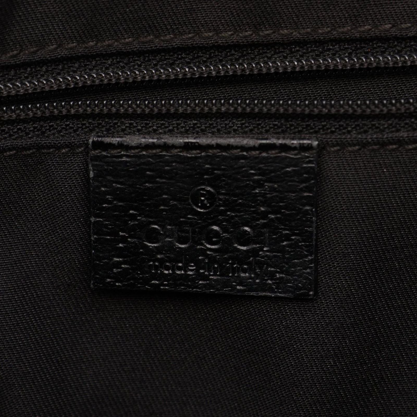 Gucci Shoulder Bag GG Canvas Black — view 4