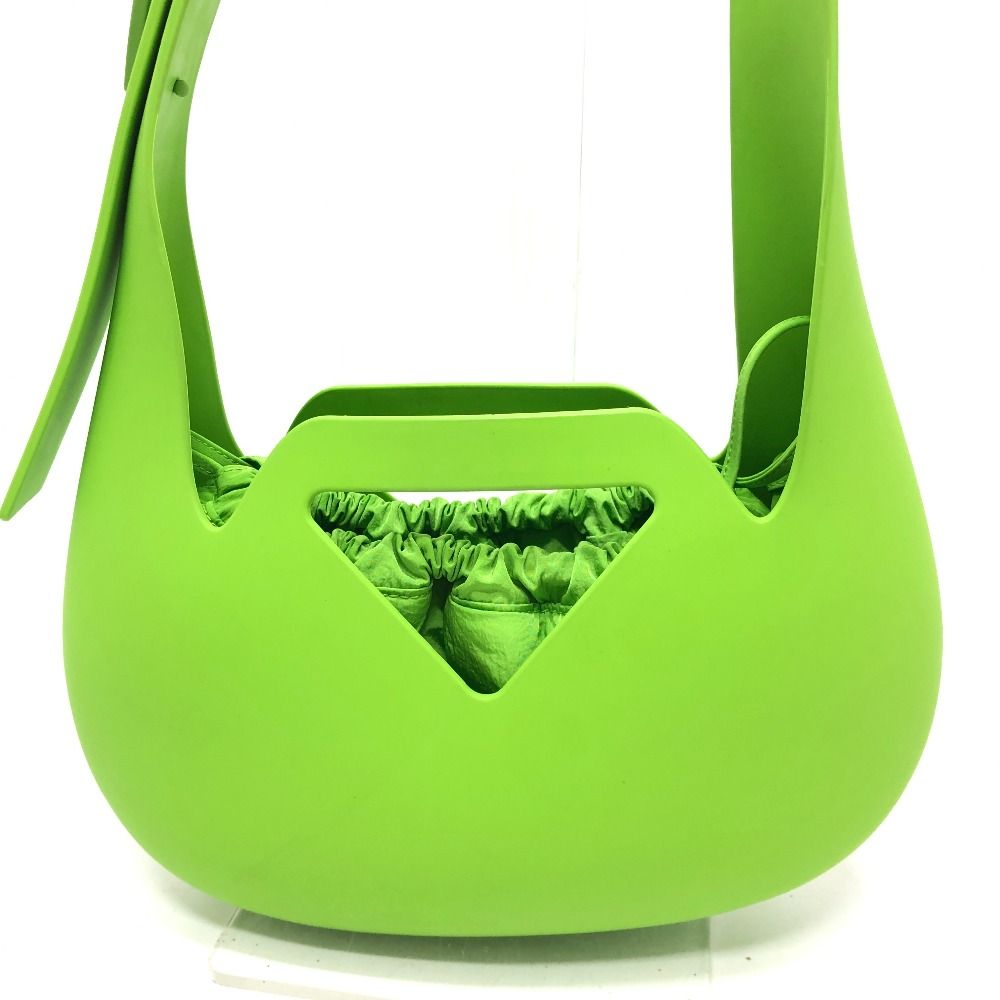 Bottega Veneta Shoulder Bag Punch Rubber Green — view 2