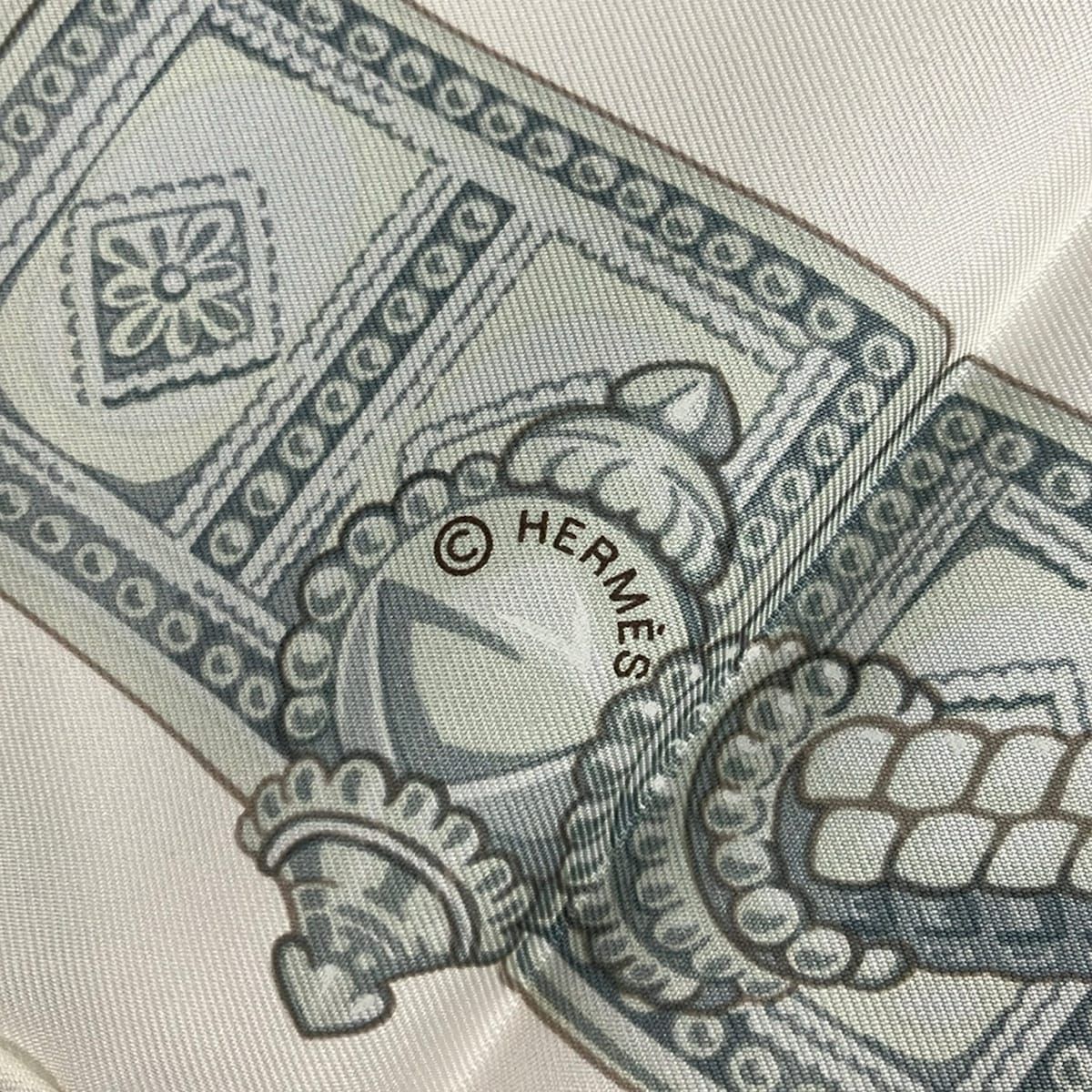 Hermes Scarf Carre 90 White Light Green Multi Ceintures Et Liens — view 2