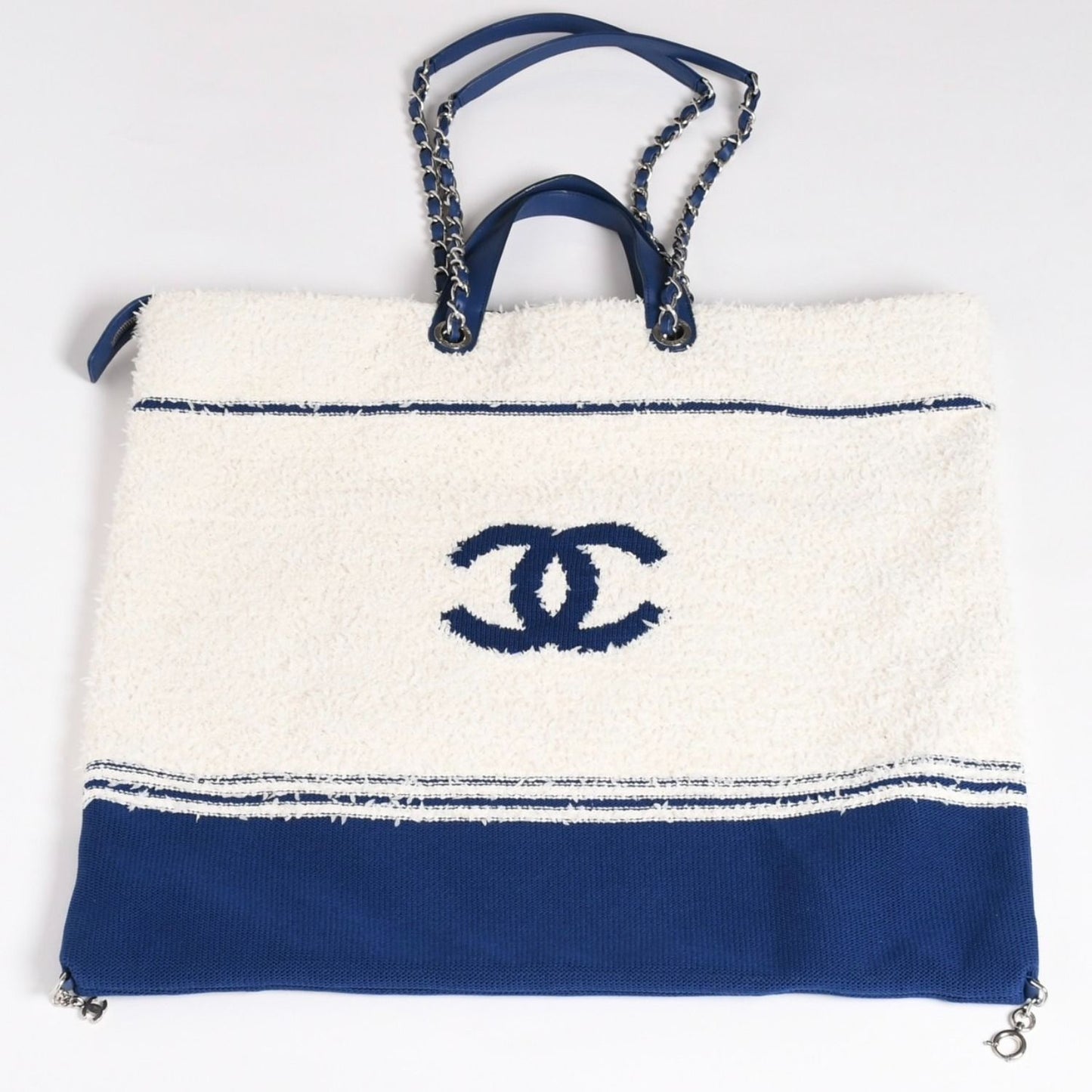 Chanel Tote Bag Pile Large Shopping White Blue — view 2