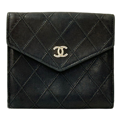 Chanel Wallet Bicolor Bifold Lambskin Black Gold Quilted Adult Logo