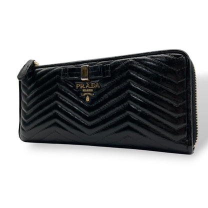 Prada Wallet L-shaped Zipper Quilted V-shaped Stitch Ribbon Metal Logo Nappa