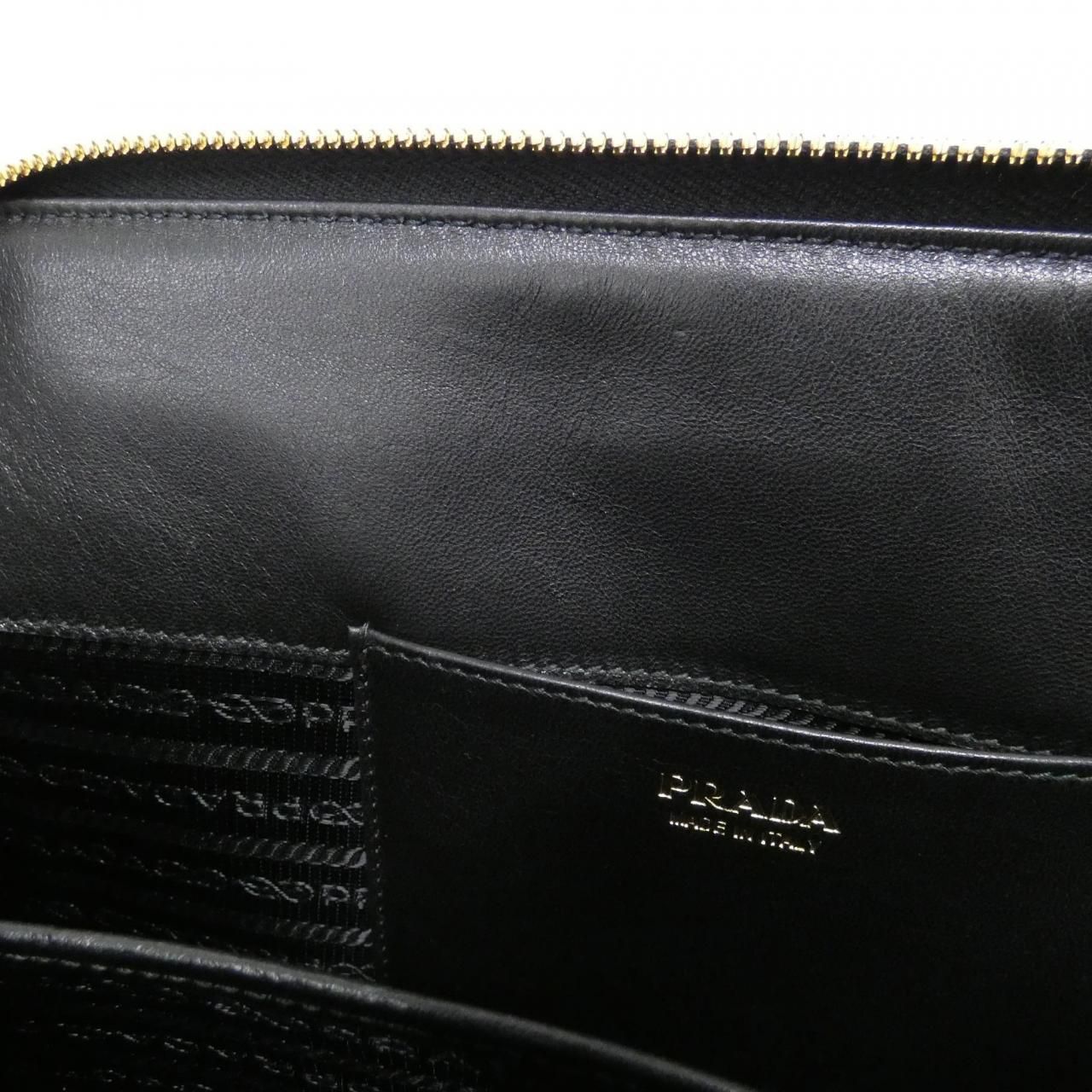 Prada Shoulder Bag Gold — view 8