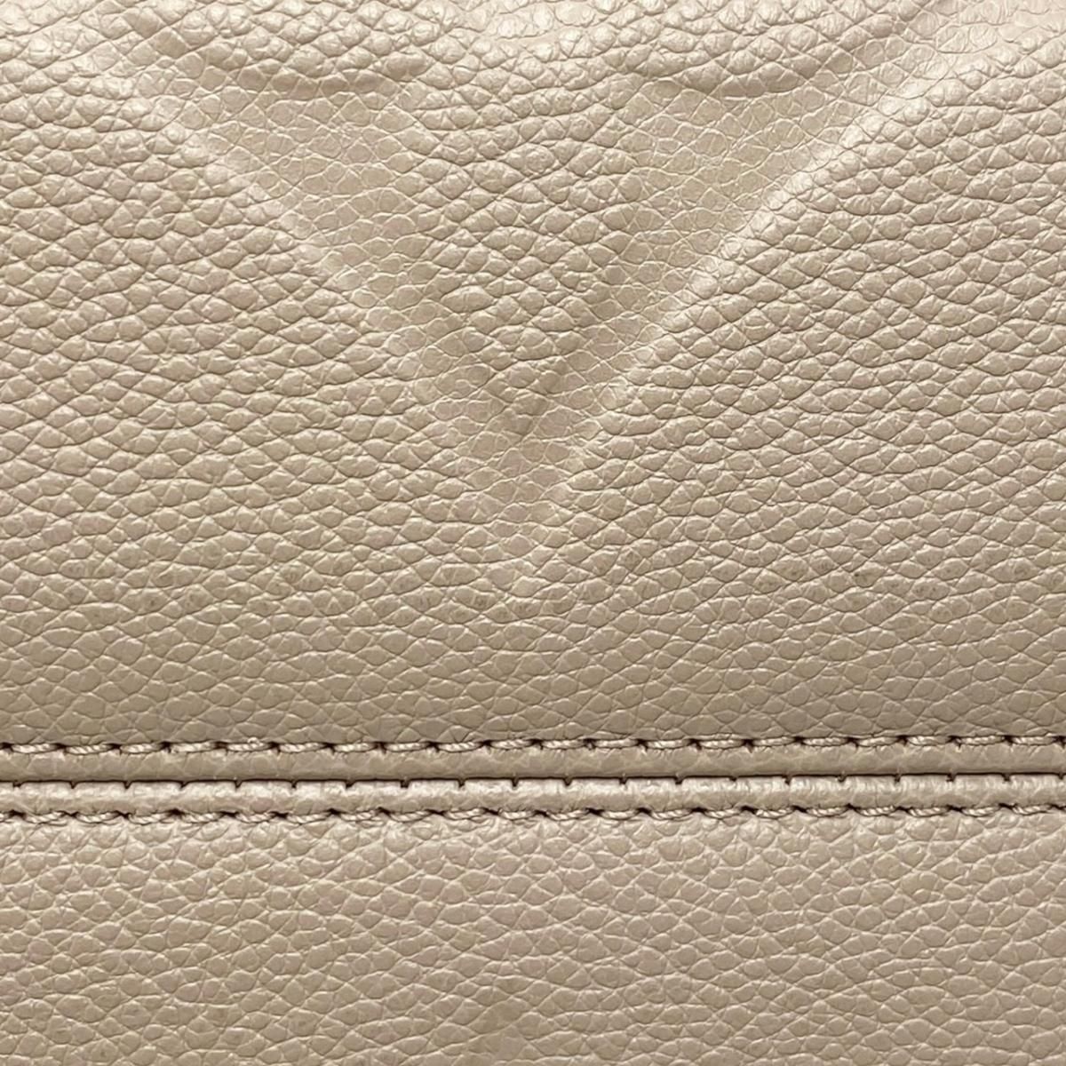 Louis Vuitton Tote On The Go Monogram Empreinte Tourtle le Beige — view 8