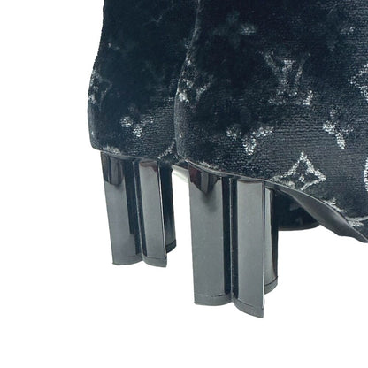 Louis Vuitton Silhouette Line Short Boots Side Gore Monogram Velvet Black — view 5