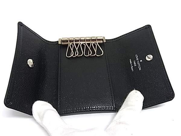 Louis Vuitton Key Case Multicles 6 Noir Epi 6 Silver Key Holder — view 3