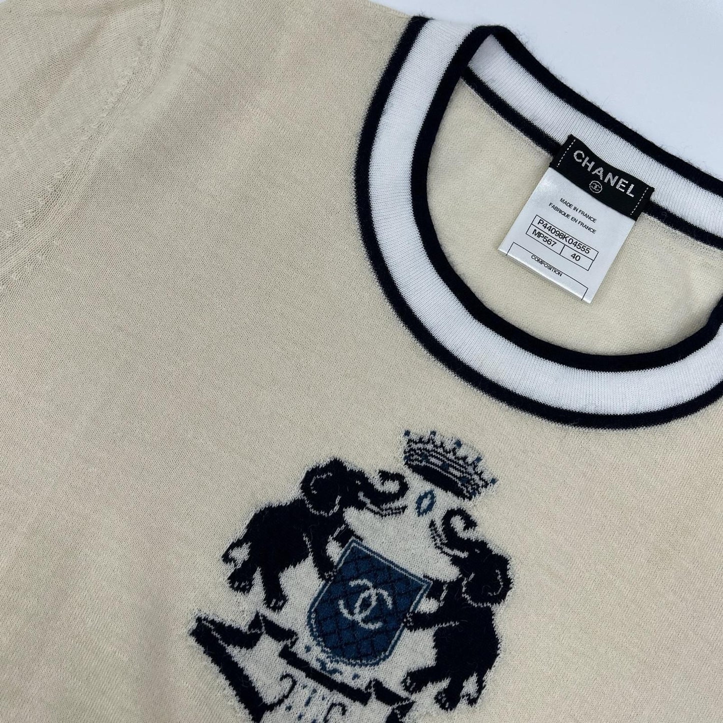 Chanel Emblem Logo Embroidery Knit Sweater 40 — view 6
