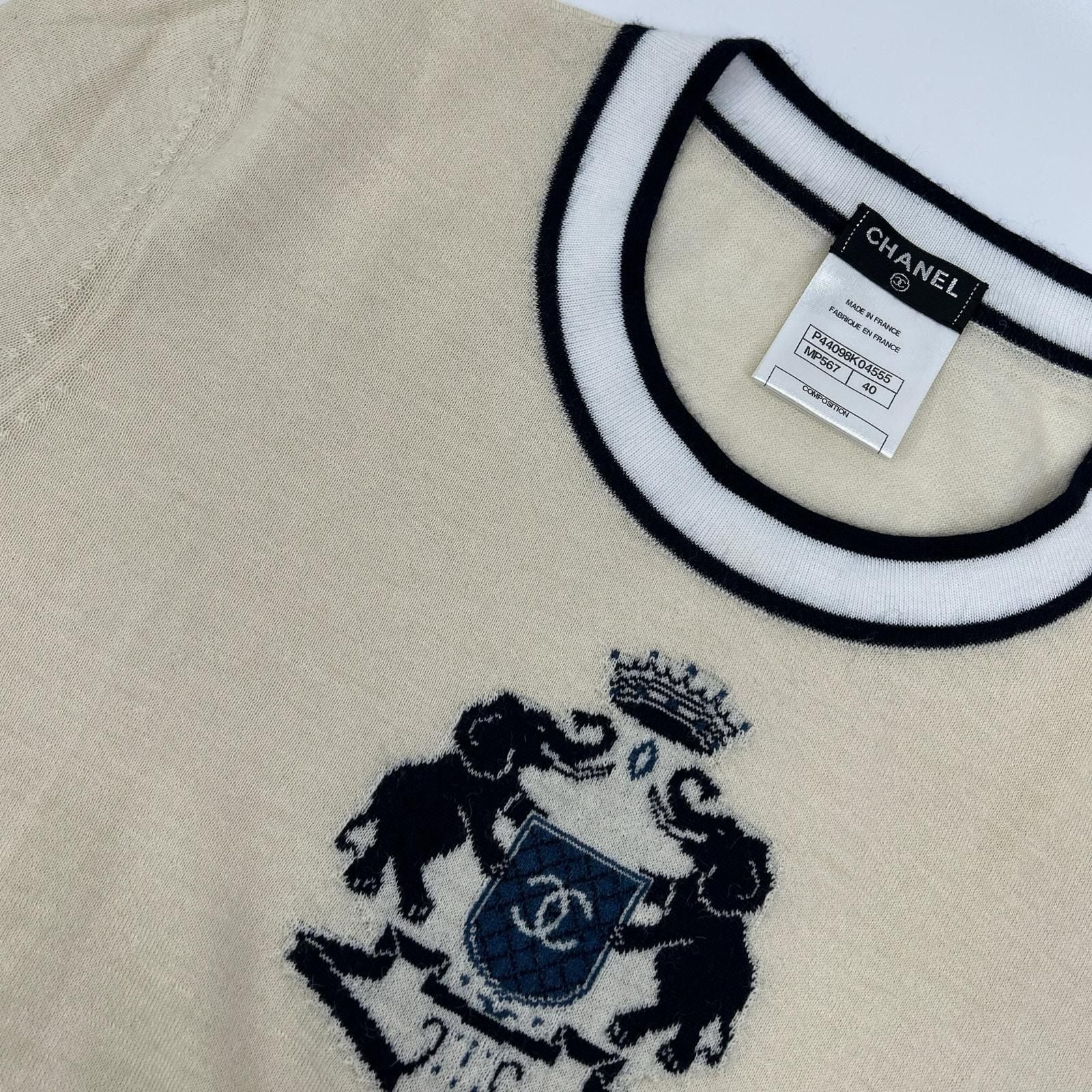 Chanel Emblem Logo Embroidery Knit Sweater 40 — view 6