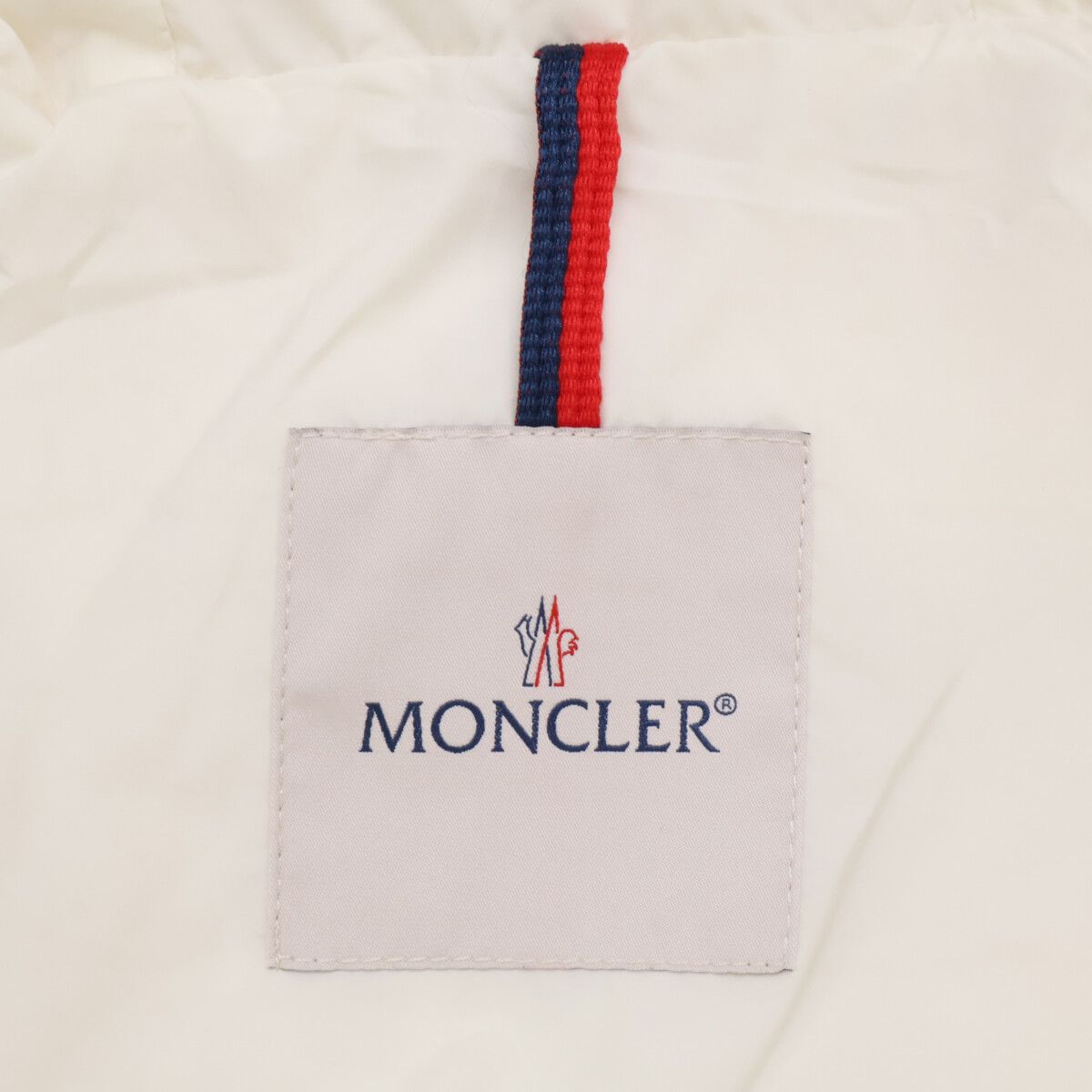 Moncler Laveraet Hoodie Down — view 5
