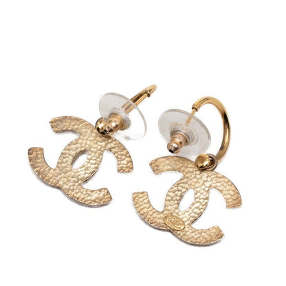 Chanel CC Logo Lame Swing Earrings 05 Gold Plated — view 2