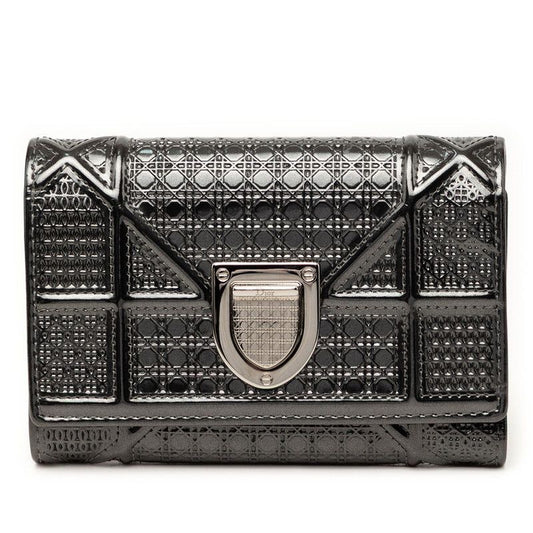 Diorama Trifold Wallet Black Patent Leather
