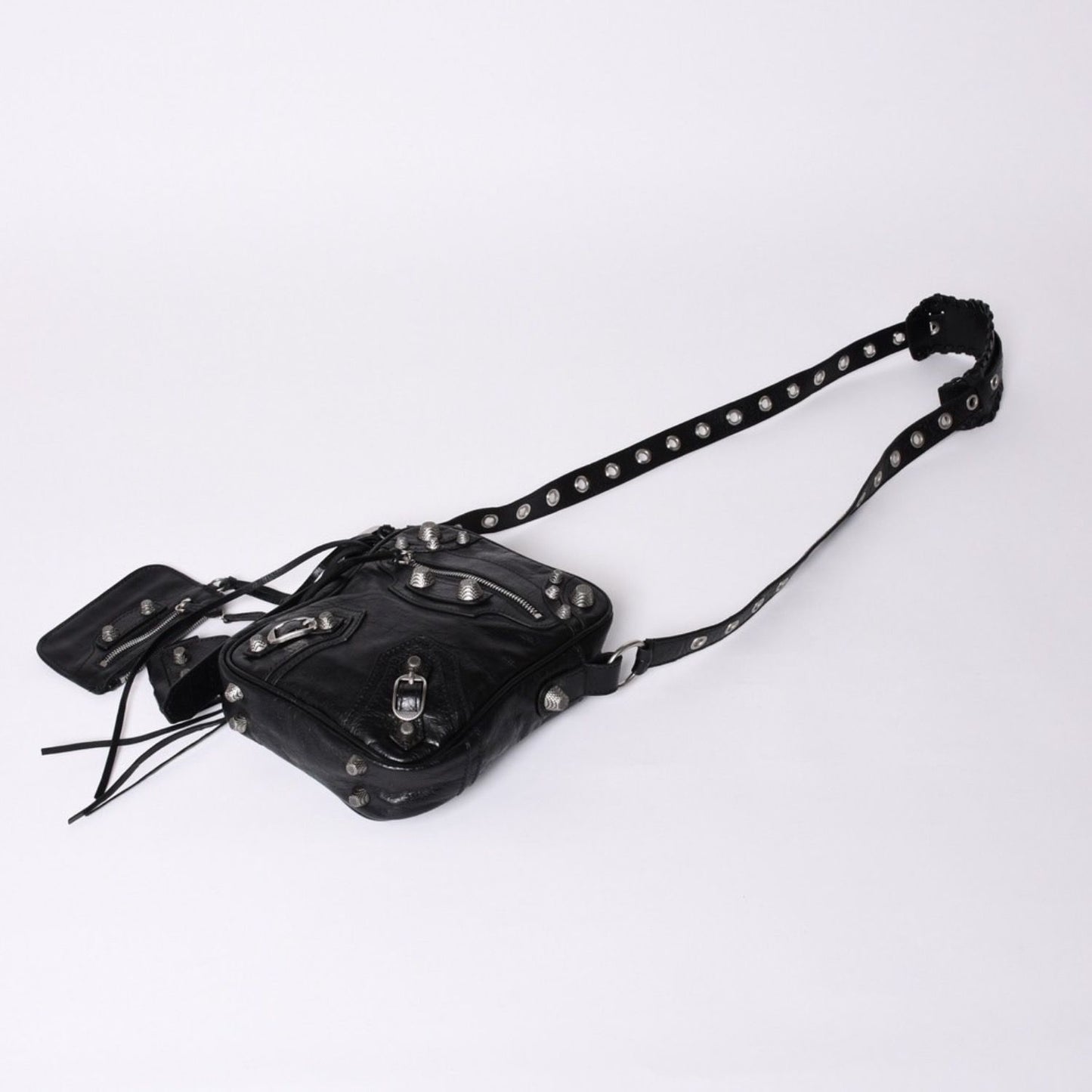 Balenciaga le Cagole XS Shoulder Bag Black Lambskin Silver — view 4