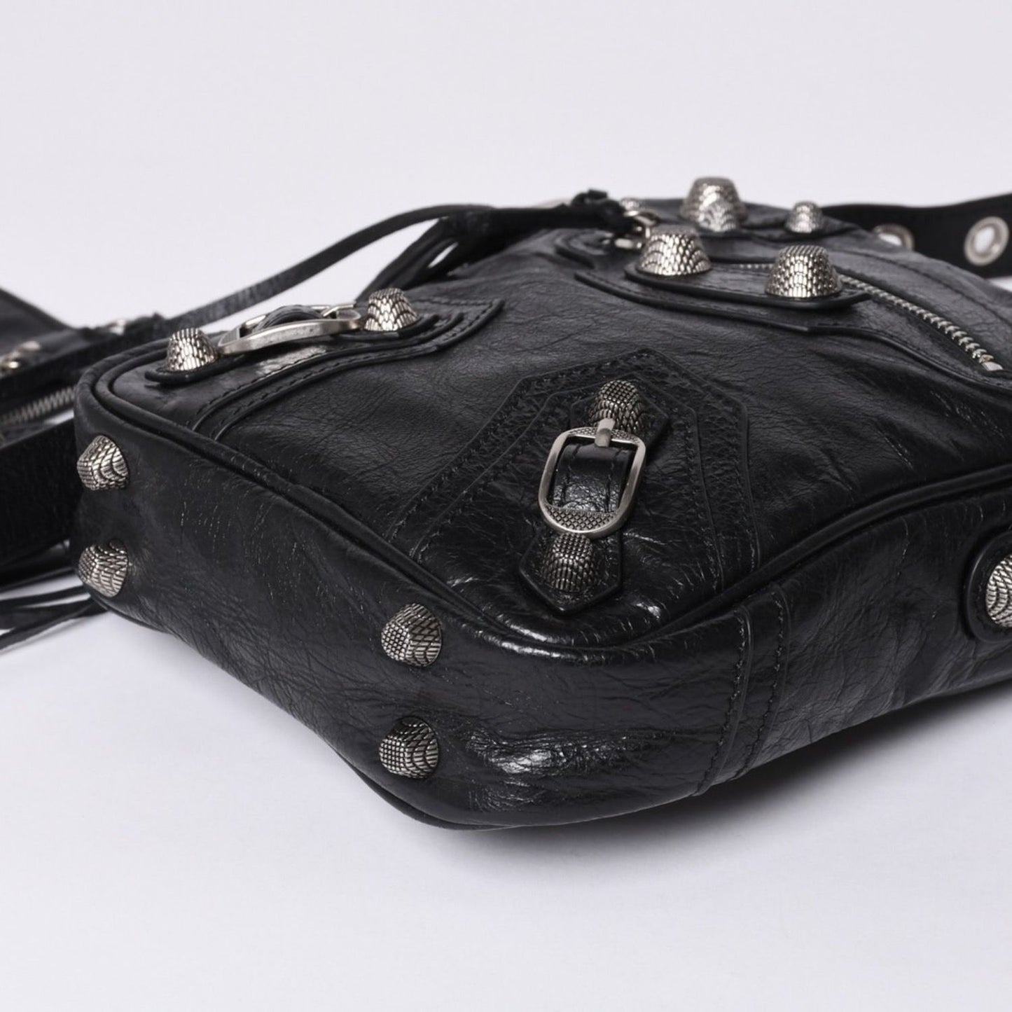 Balenciaga le Cagole XS Shoulder Bag Black Lambskin Silver — view 5