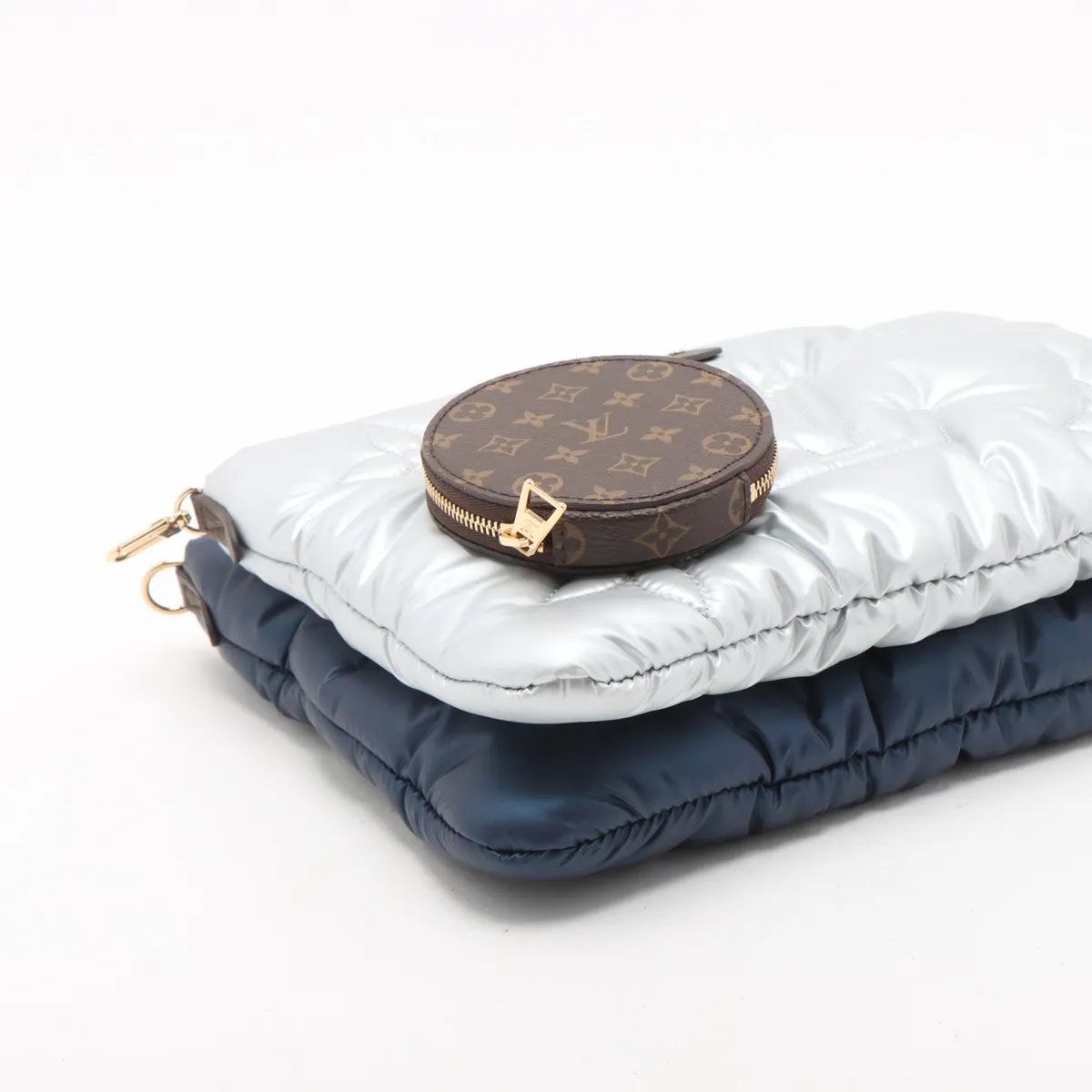 Louis Vuitton LV Pillow Maxi Multy Pochette 2-Way Shoulder — view 6