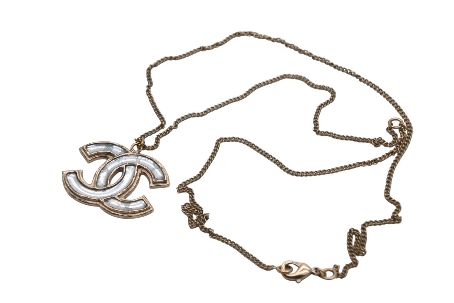Chanel CC Logo Necklace Metal Clear Gold