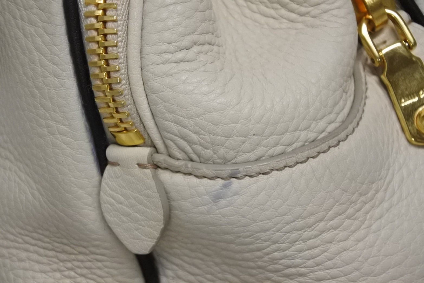 Miu Miu Vitello Caribu 2-Way Bag Calfskin Ivory Gold — view 6