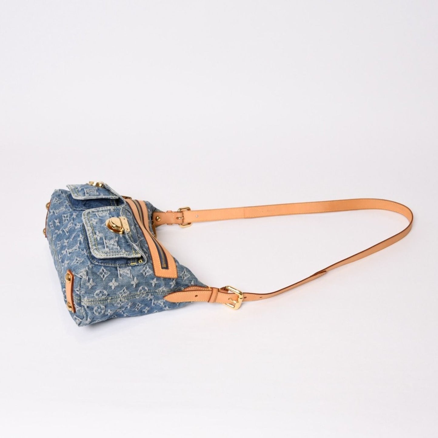 Louis Vuitton Monogram Denim Baggy PM Shoulder Bag Indigo Blue — view 4