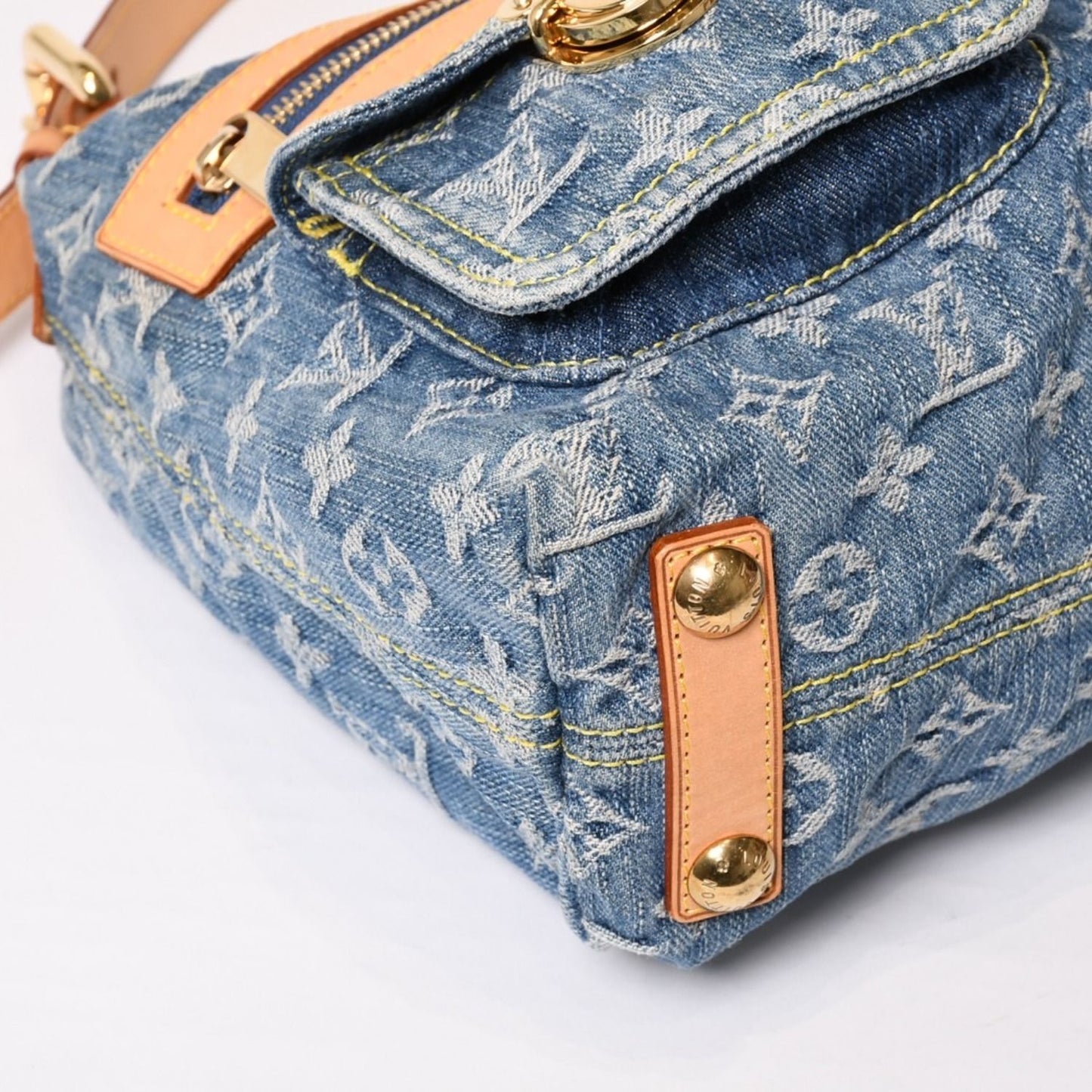 Louis Vuitton Monogram Denim Baggy PM Shoulder Bag Indigo Blue — view 7
