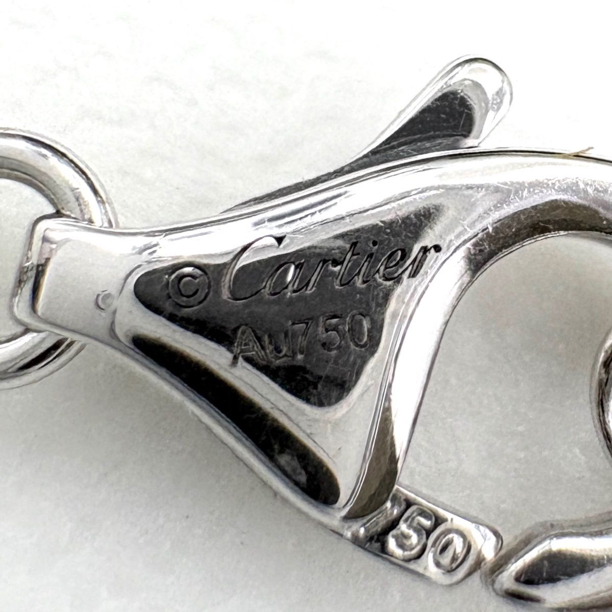 Cartier LM Pendant 750 Diamond — view 6