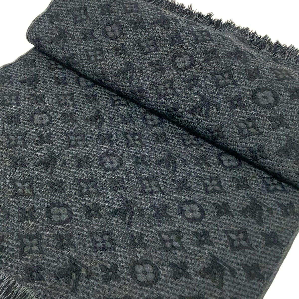 Louis Vuitton Scarf Echarpe Monogram Classic Noir Wool — view 3