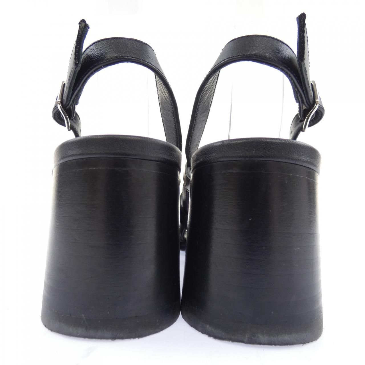 Hermes Eve 60 Kelly Buckle Sandals — view 5