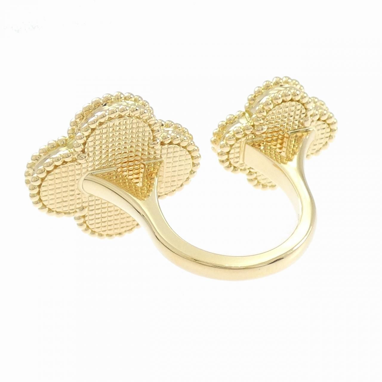 Van Cleef & Arpels Magic Alhambra en Tre Re Door Ring — view 3