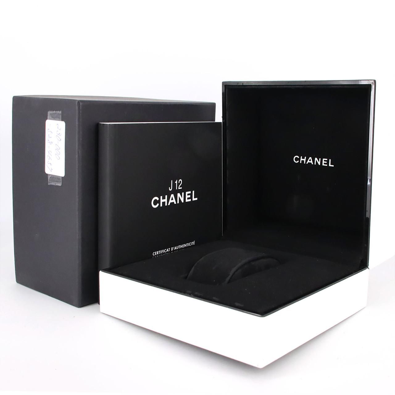 Chanel 33 Ceramic Quartz Watch — view 7