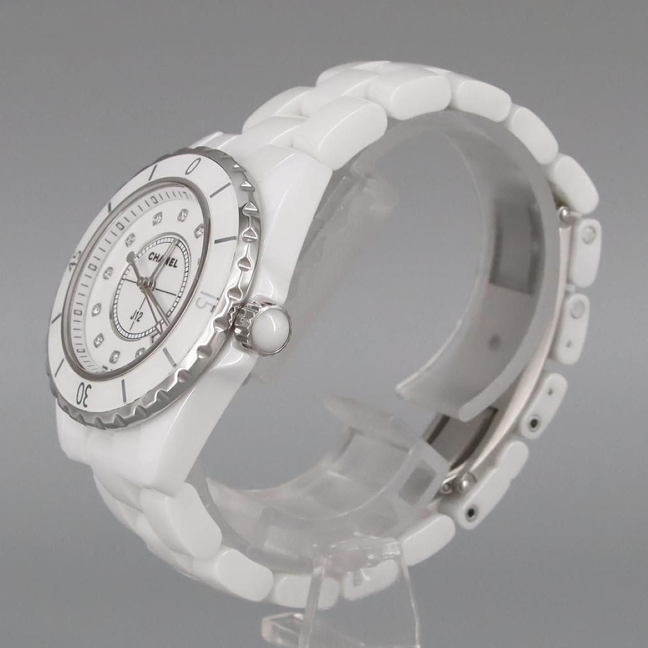 Chanel 33 Ceramic Quartz Watch — view 2