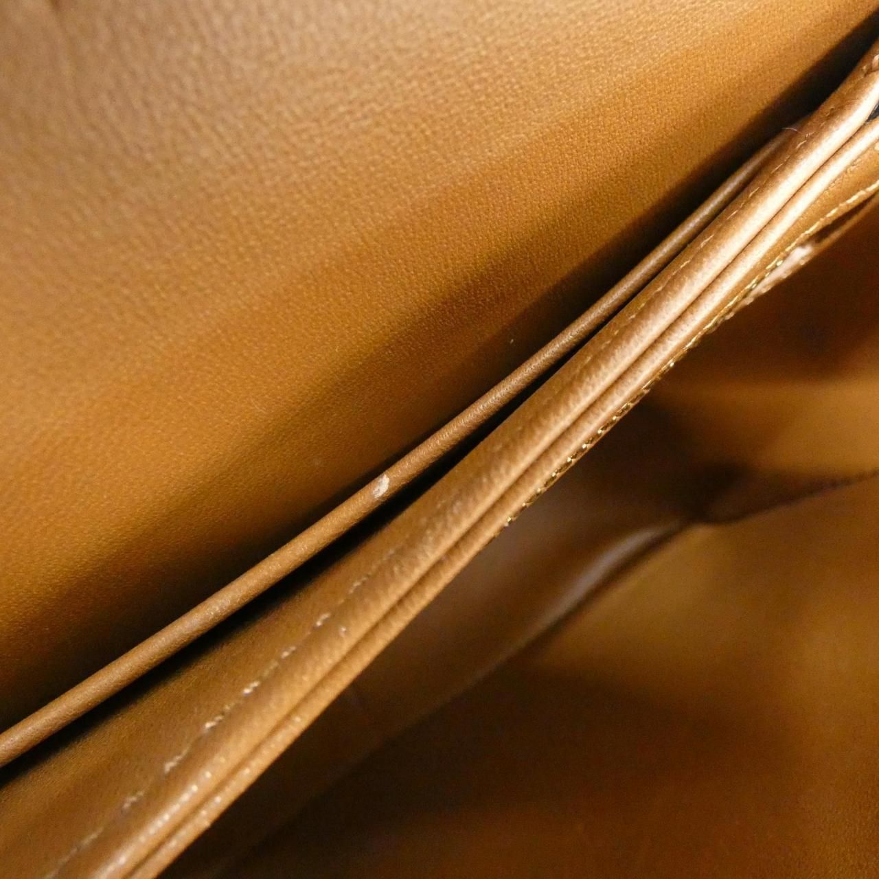 Celine Teen Triomphe Shoulder — view 8