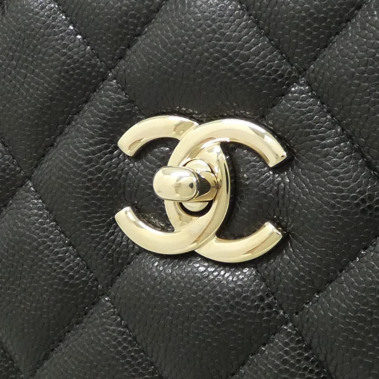 Chanel Bag Handbag Black — view 4