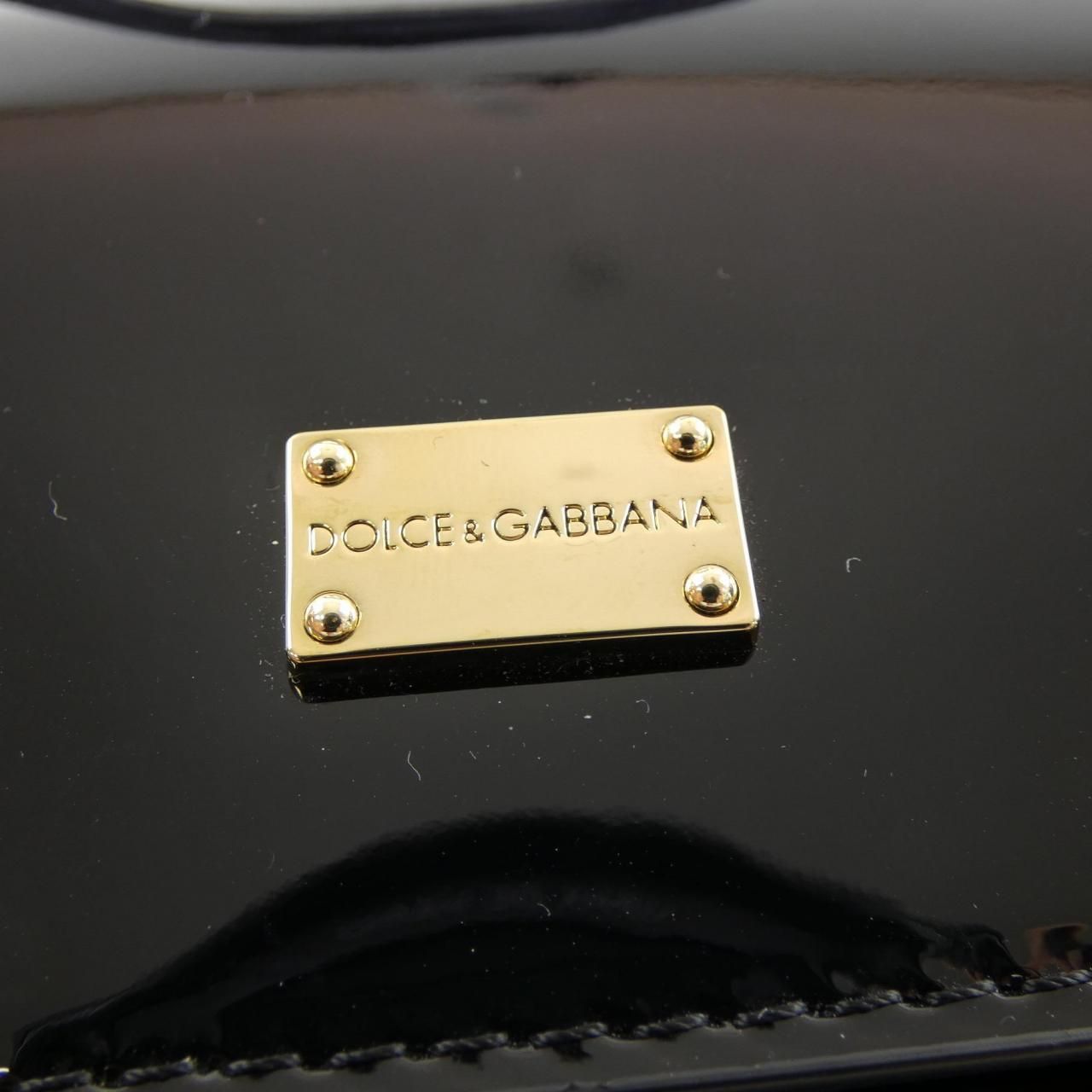 Dolce & Gabbana — view 5