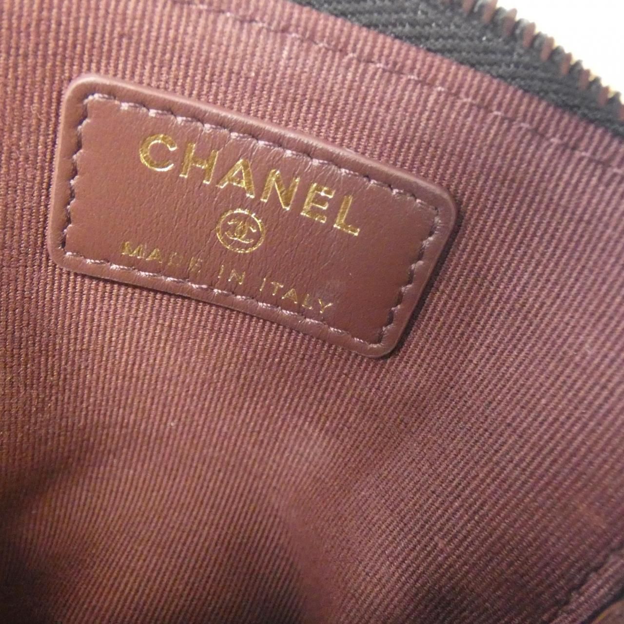 Chanel Timeless Classic Line Coin Case — view 6