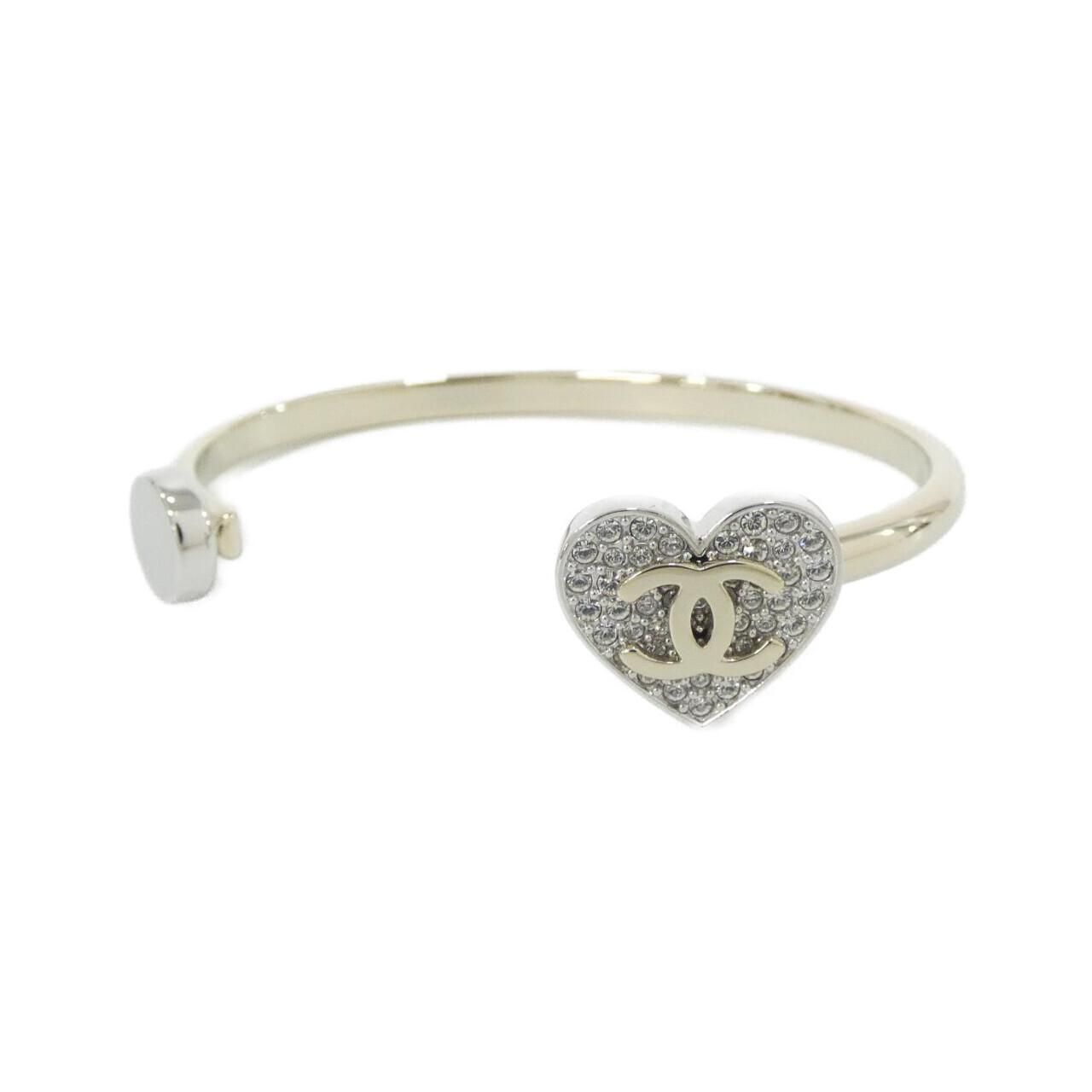 Chanel Bracelet Gold