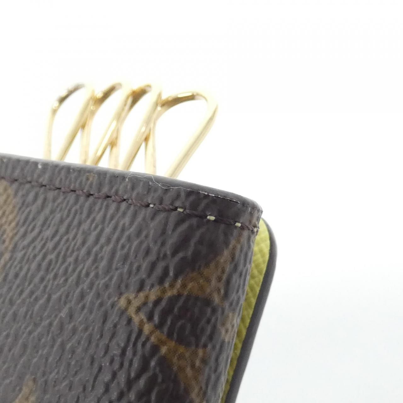 Louis Vuitton Monogram Multicles 4 Key Case Key Holder — view 5