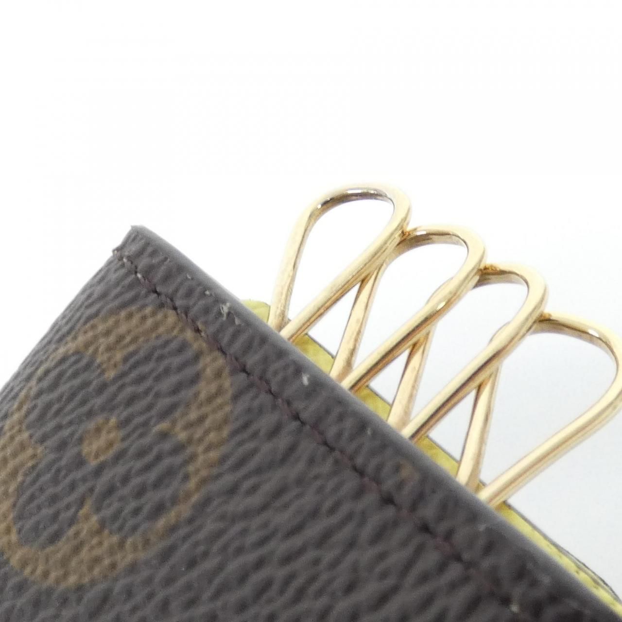 Louis Vuitton Monogram Multicles 4 Key Case Key Holder — view 4