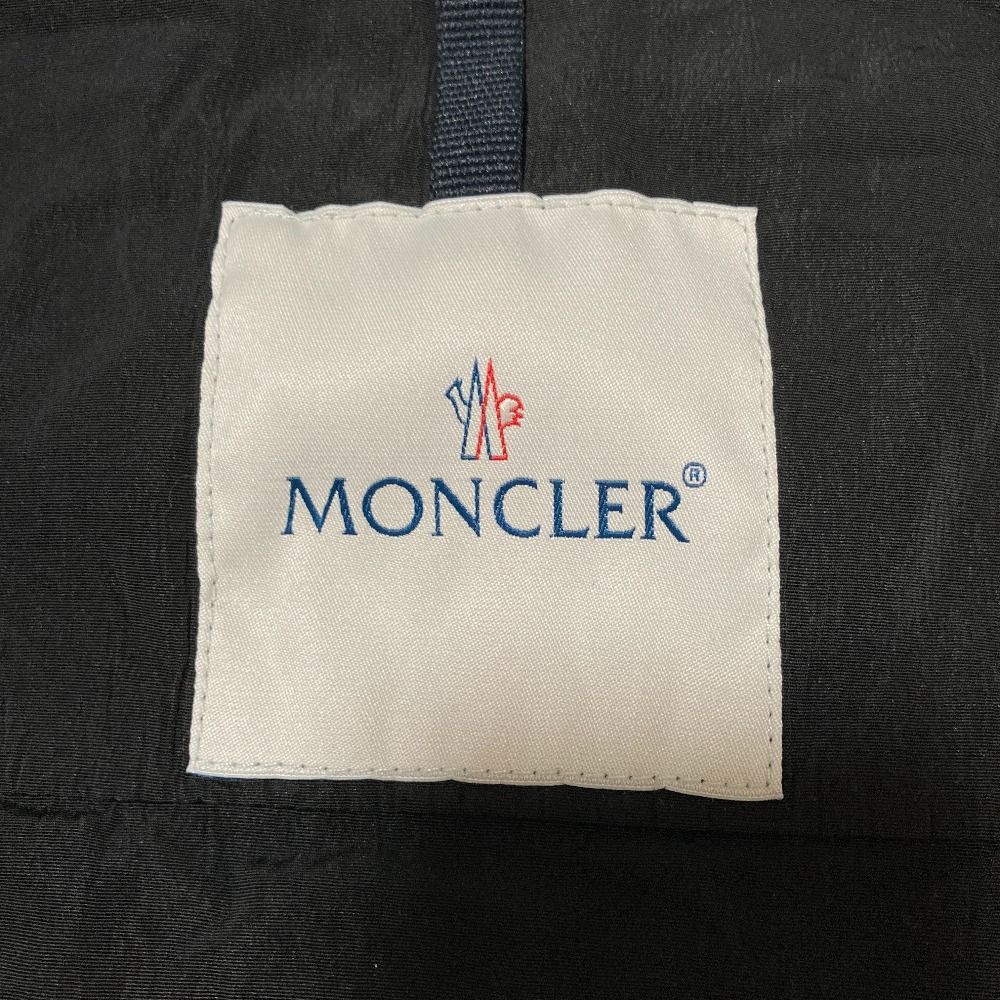 Moncler Belleville Round Color Belted Nylon Jacket 1 Black — view 8