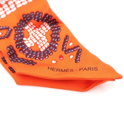 Hermes Twilly Kelly en Perles Silk Scarf Orange — view 3