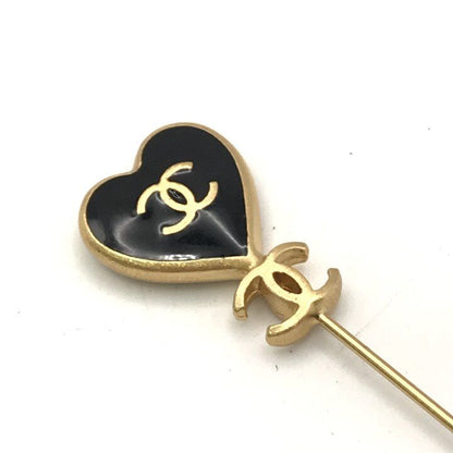 Chanel CC Logo Pin Brooch Heart Motif Vintage Black Gold — view 2